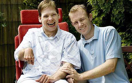 respectAll2's tweet photo. Retweet for a world where friendship comes first #friendship #respect #support #StepUpForInclusionToday https://t.co/C2b1Vm5ClK