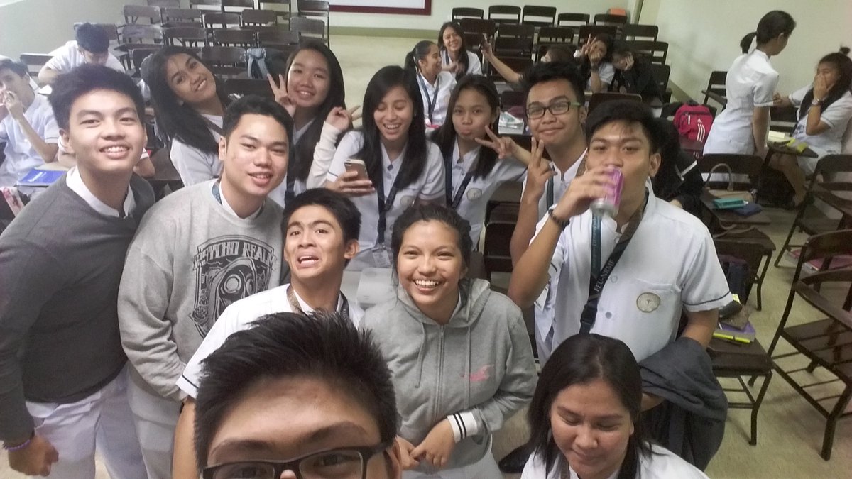 Jacksoooonnnn's tweet image. #sectionC  #feunrmf #wecare AHAHAHAHAHA