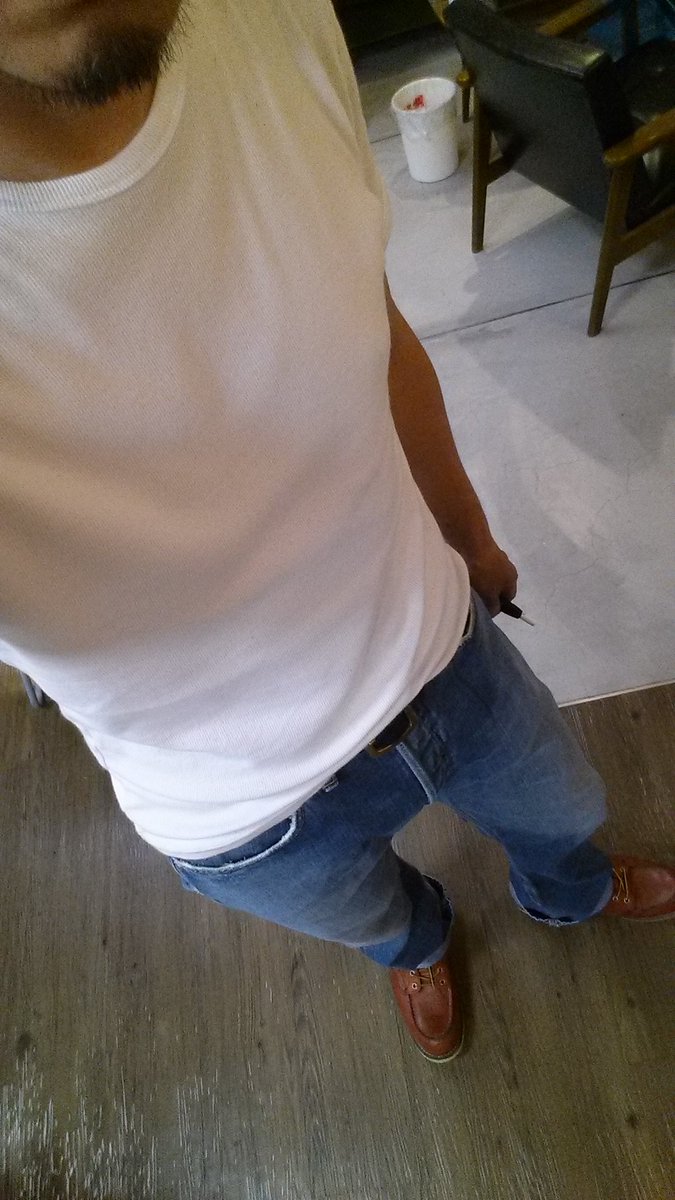 b124rocks's tweet photo. あまりの湿度と調子の悪さに薄いジーパンに穿き替えました。実は春先に仕入れたLeeです(笑)

#Lee101B
#レプリカ https://t.co/ljYwxIueGL