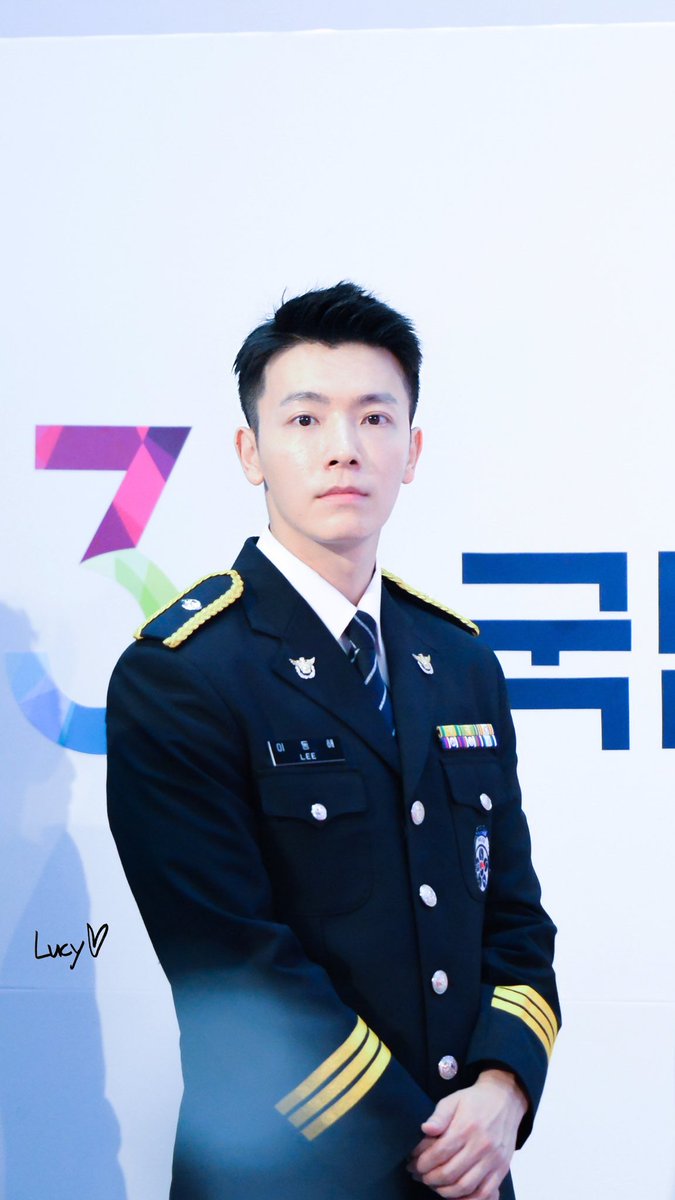 13elieveSG's tweet photo. [HD PIC] 160620 Govt 3.0 Experience Fair - What's with that expression Hae? Kkk so cute~ [2P] (Cr:@diary1300) https://t.co/RK5BiwZRuz