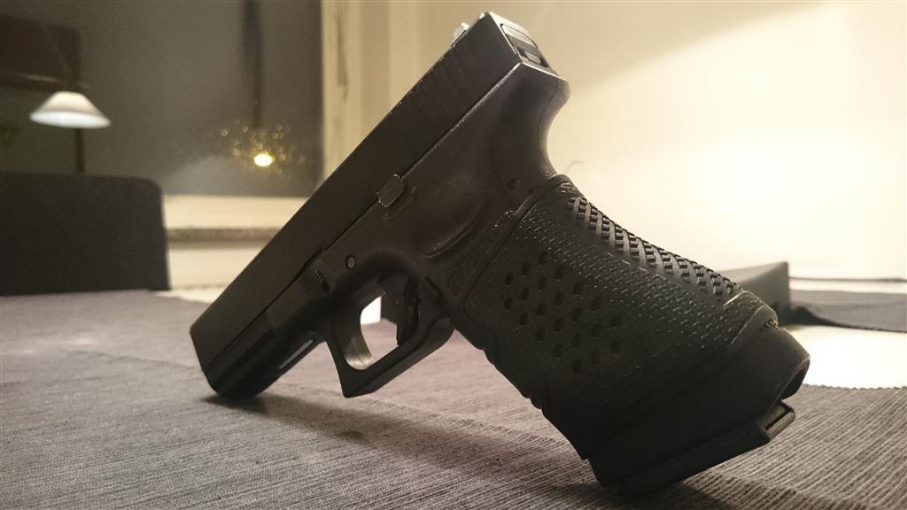 Lipoint_Limited's tweet photo. Lipoint V1 Tac. Grip Sleeve is for:
Glock Compacts 19/23/25/32/38
Glock 17/20/21/22/31/34/35/37
Taurus 800 Series https://t.co/HRKfesGv5z