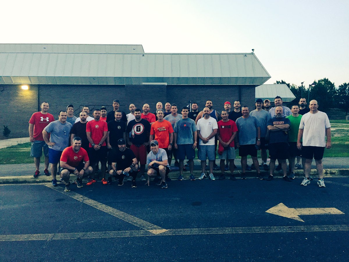 F3LexSC's tweet photo. Another day, another launch.  

Congrats to Batesburg-Leesville with 35 pax / 9 FNGs. https://t.co/rjOUdMeu2U
