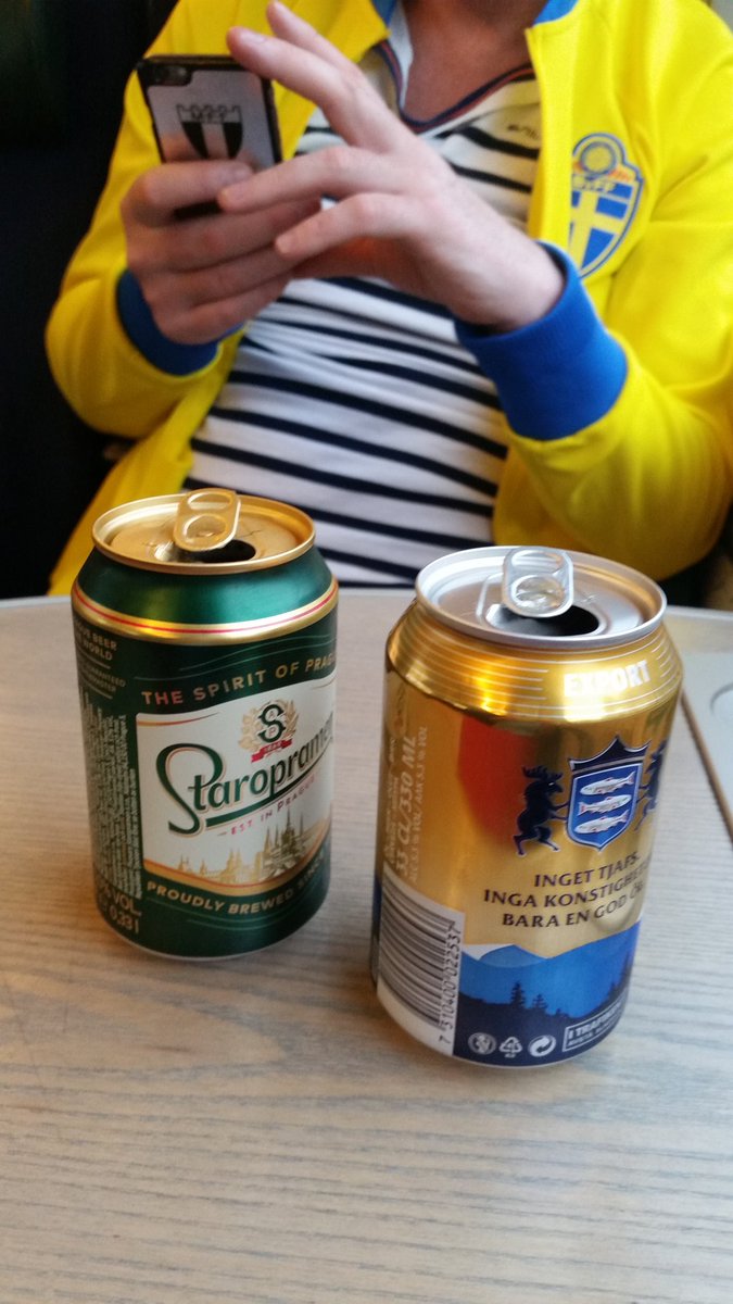 OlaHansson12's tweet photo. Morgonöl med @meg_oslo på tåget... #niceaway #swe #EURO2016 https://t.co/w6SYgrADGQ