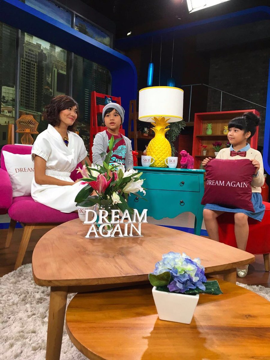 Skrg di @SarahSechan_NET Yg kecil aj brani bermimpi&bertindak mewujudkan,yg dewasa kpn? #DreamAgain #ChangeDestiny https://t.co/8FbS5MA5KC