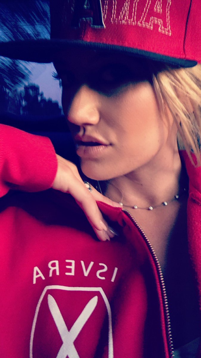 KJ_Valley's tweet photo. I find shelter in these threads #ISVERA #BEWARE @ISVERA @MikeTrout https://t.co/ym14LrOLdz