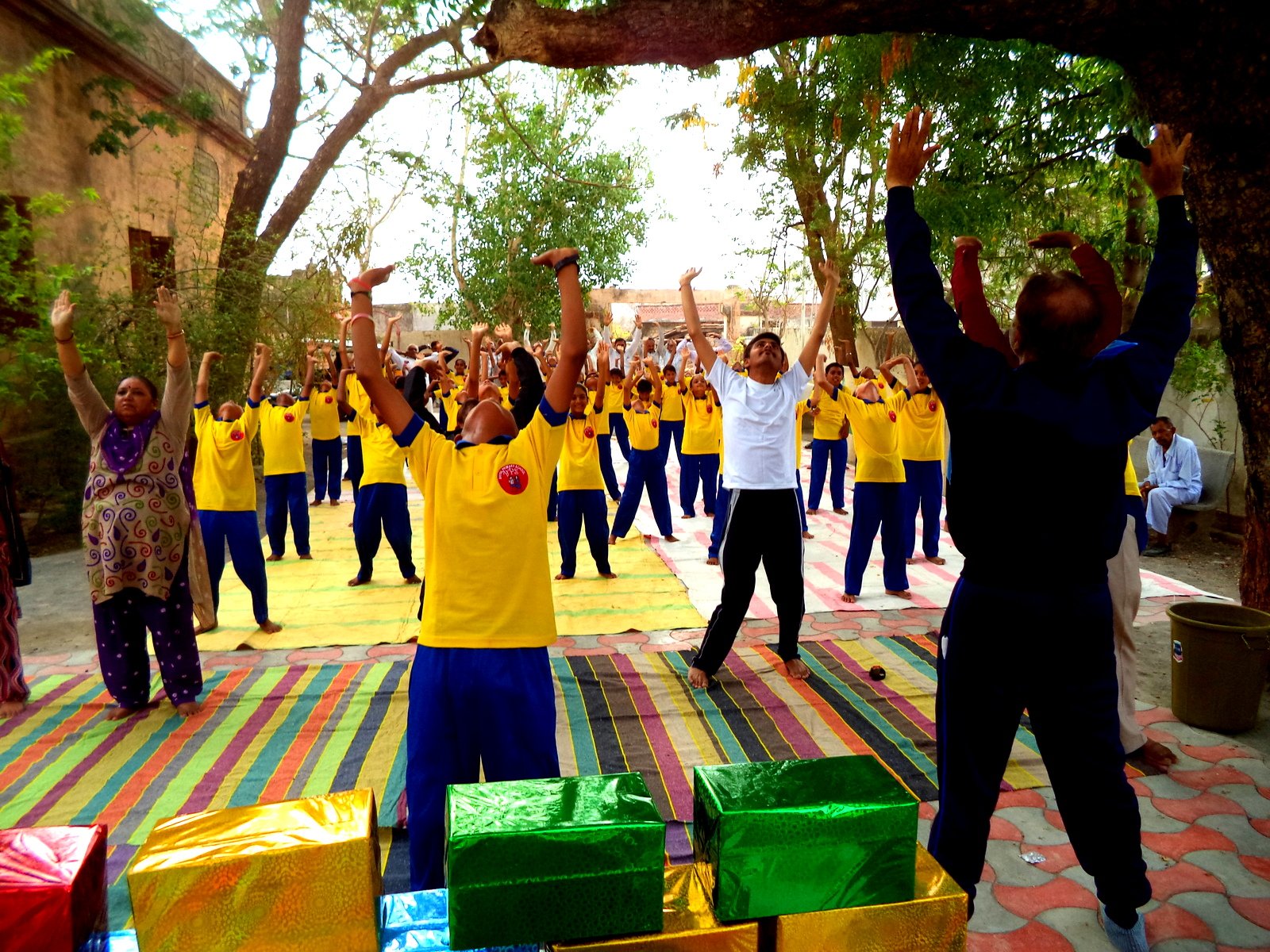 Twitter flexes creative muscles to celebrate International Yoga