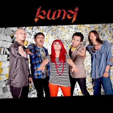 edwin_yonaarif's tweet photo. HBD Kunci yg ke 15 th smg makin Sukses d'dlm dunia musik indonesia cc @nyonkKUNCI @Cipi_Kunci @ade_kunci @_KUNCI_ https://t.co/IXkkhbSGfd