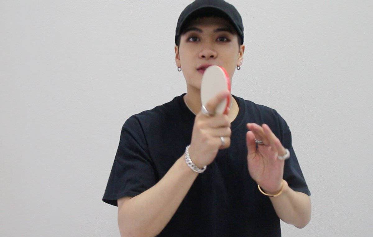 GOT7Indonesia's tweet photo. [PICS] 160620 Naver Starcast #GOT7 #FlyinBangkok Behind The Scenes - #ackson
https://t.co/8HpSbb8o6q https://t.co/4O1qenezhd