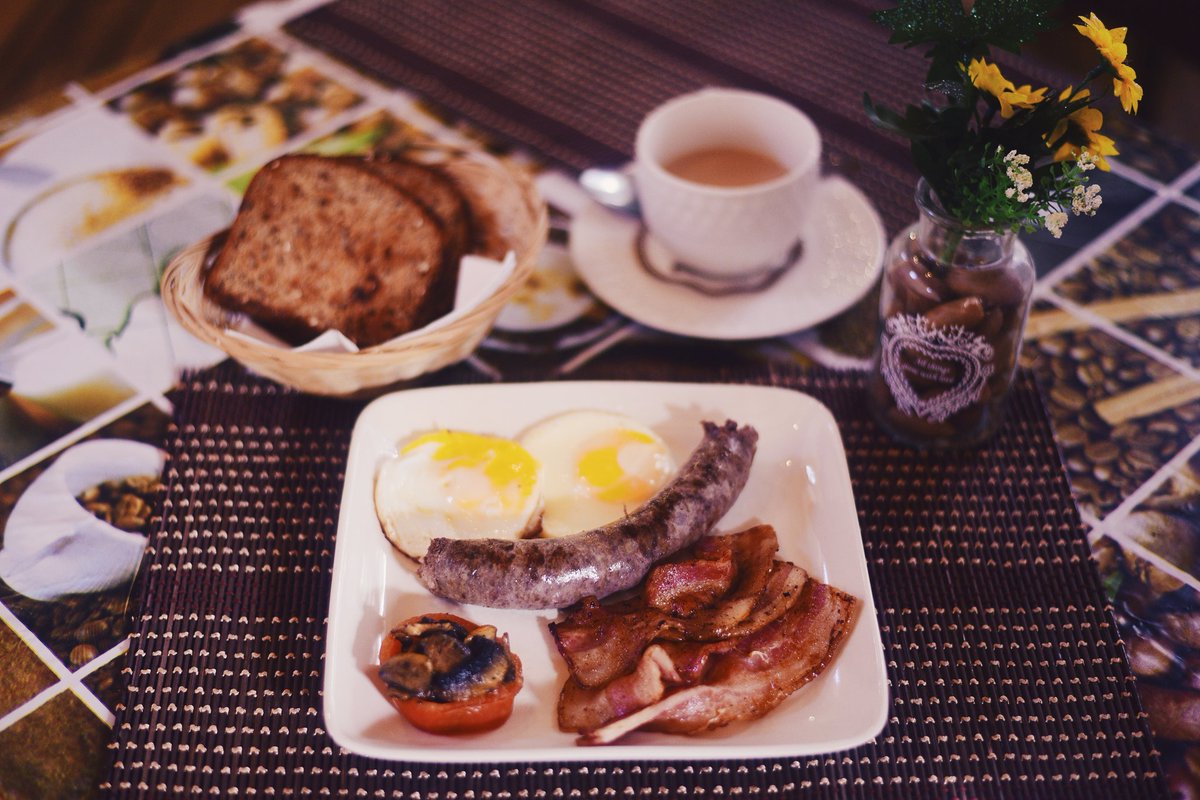 ai_video_s's tweet photo. Last week we took a trip on @WestCoastWaySA #CultureOnMyPlate foodie route. 1st stop was @MamreWerf for breakfast https://t.co/KRdIRik9Gf