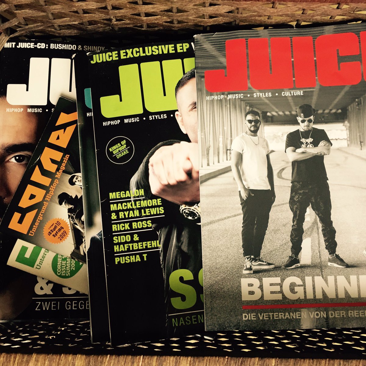 diagnosedope's tweet photo. Morgens, halb zehn in Deutschland: Zeit für das neue @JuiceMagazin. @diebeginner aufm Cover, Props! https://t.co/Rk6W9EldNB