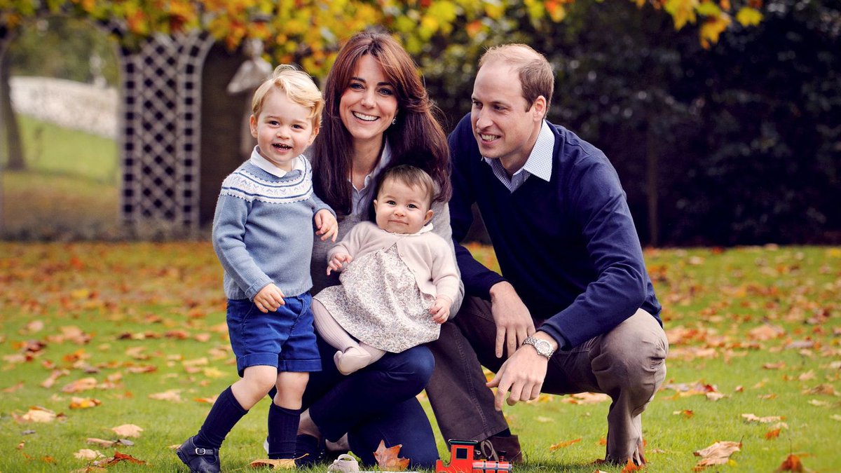NonStopPeople's tweet photo. Joyeux anniversaire au Prince William qui fête aujourd'hui ses 34 ans ! https://t.co/SExeiUMNbR
