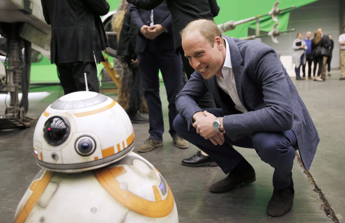 NonStopPeople's tweet photo. Joyeux anniversaire au Prince William qui fête aujourd'hui ses 34 ans ! https://t.co/SExeiUMNbR