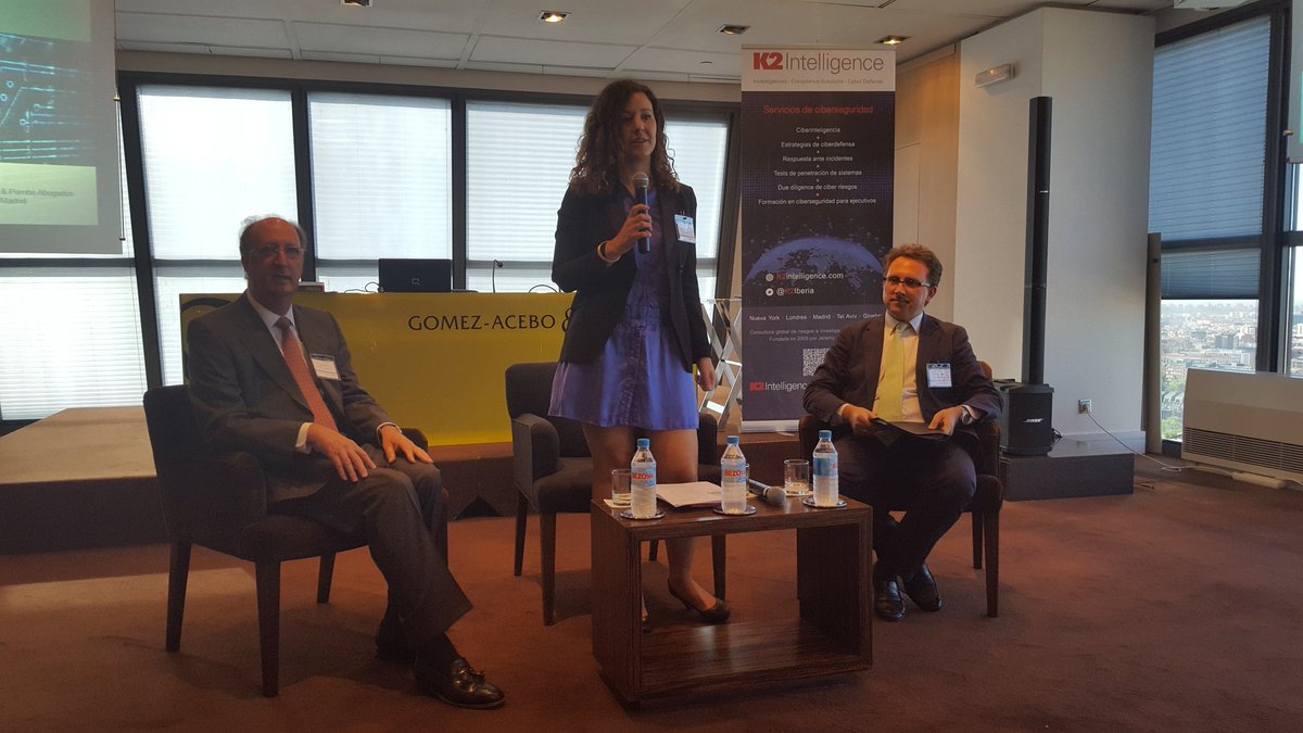 K2Iberia's tweet photo. .@Marina_Nogales modera el panel con Bruce Goslin de @K2Iberia y José Miguel Lissen de @gomezacebopombo #ciberriesgo https://t.co/AdgGmt2xiz