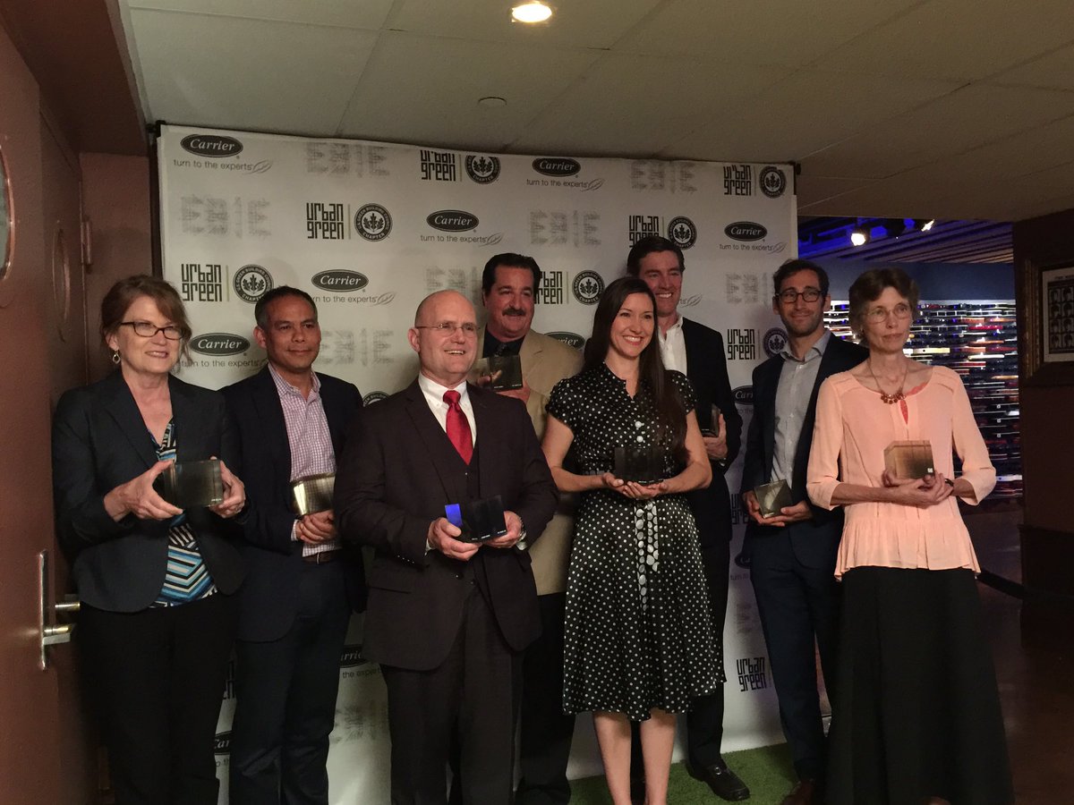 VerdaniPartners's tweet photo. Congrats to our clients Bruce Hall with @PKY_Green & Brad Collins with CommonWealth Partners for your #EBie awards! https://t.co/Mp4tSt61E9
