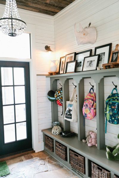 Life_Styled_'s tweet photo. LifeStyled Utility: Mud Room - https://t.co/md4f6FXLp5 https://t.co/nqdvgLzzuO
