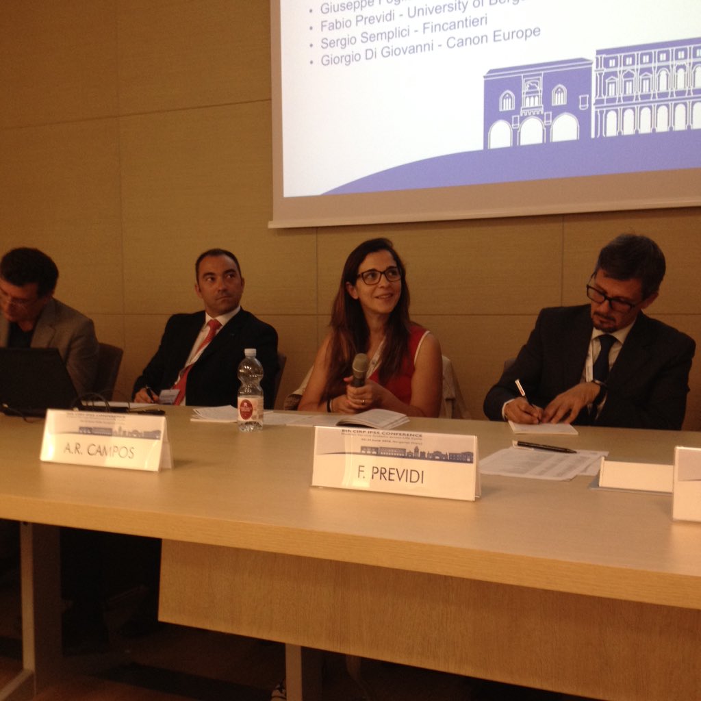 <a href="/RitaRitacampos/">Rita Campos</a> speaking about #DiversityH2020 at the industrial roundtable <a href="/diversityprj/">Diversity-project</a>
