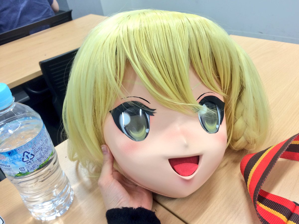 大学講義に ラブライブ 着ぐるみが大量出席