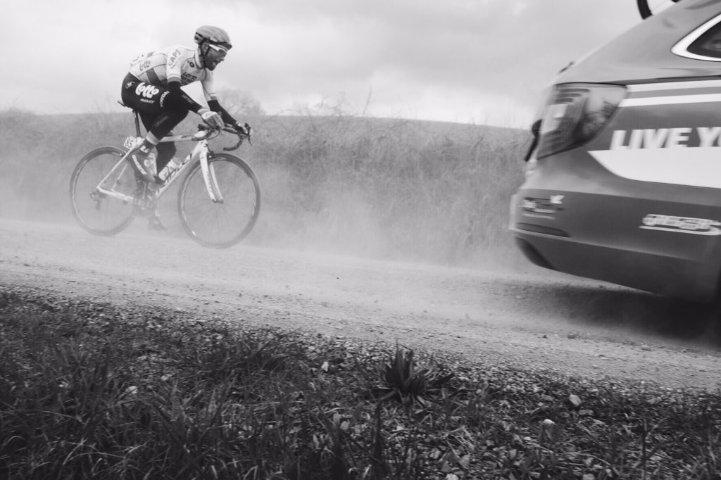 CICLOCLINIC's tweet photo. El viento nunca se queja de que los ciclistas vayamos en contra... https://t.co/9F287qyzgV