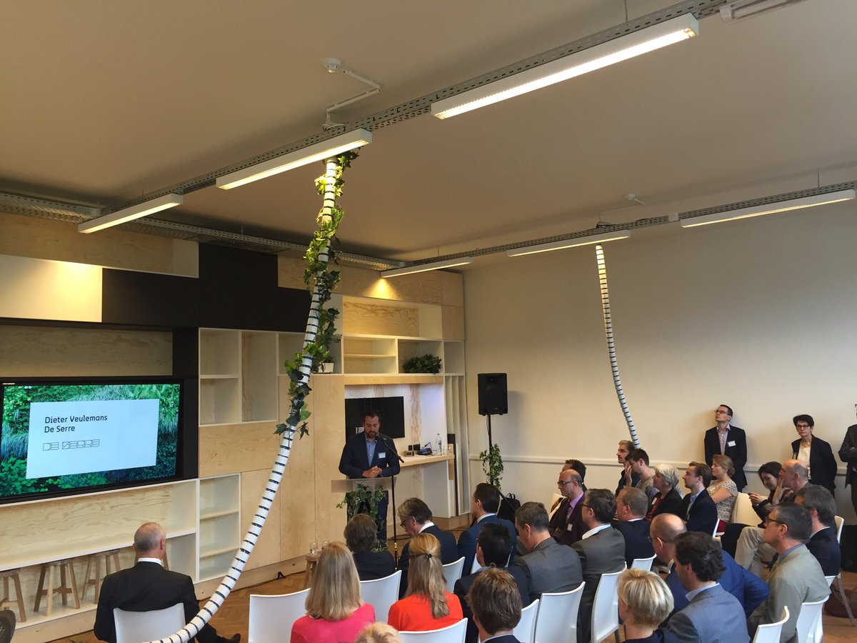 You do it again Dieter! Let's make the Serre a succes <a href="/DieterVeulemans/">dieter veulemans</a> <a href="/CityCubes/">CityCubes</a>