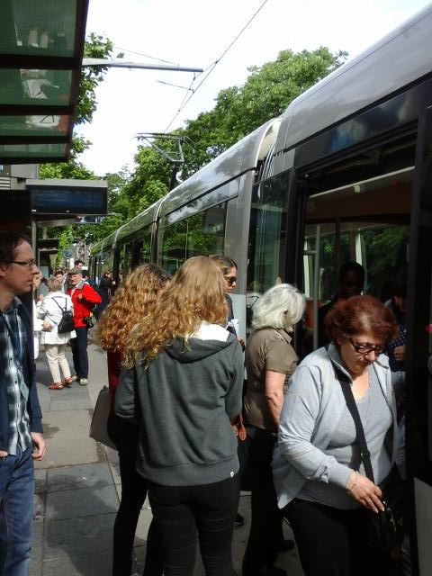 AllianceVITA67's tweet photo. Sortie du bac scientifique,  les lycéens informés ! #Strasbourg #StopBebeOGM #CRISPR-cas9 #Bioéthique #DNAinfos https://t.co/zjZG39VdYs