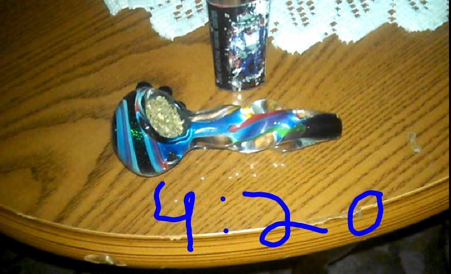 Keith86A's tweet photo. Smoke up #weed #high #cannabis https://t.co/fVMxmzIDeo
