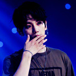 VENIVIDlVICI's tweet photo. @baekisser byun baekhyun exo twitter pack (icon+header) neon blue &amp;red https://t.co/B8TgJGGoZs