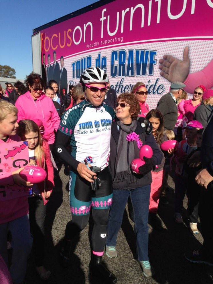 ollycaffrey's tweet photo. 3 years to the day since I was lucky enough to follow the #TourDeCrawf around near Kerang. Unforgettable experience https://t.co/qnSNSXlynJ