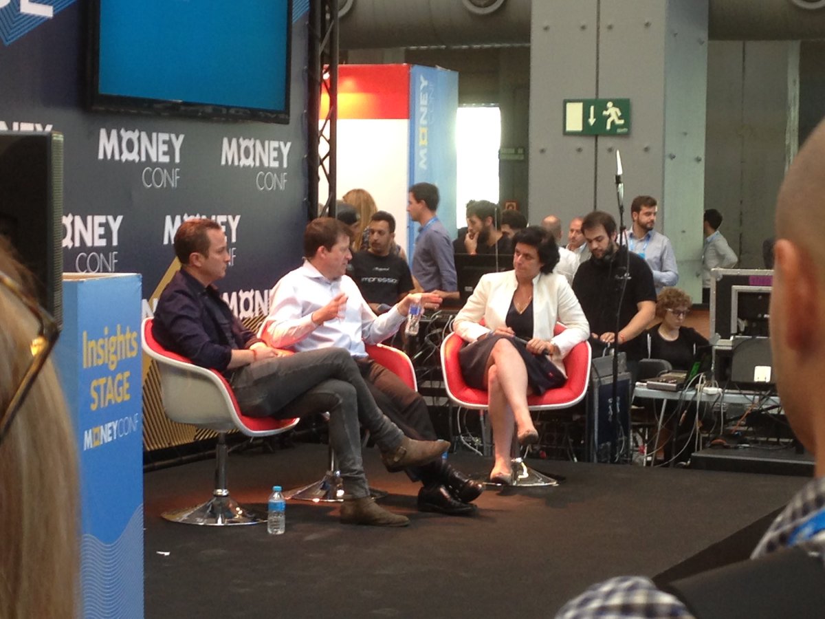 HieuMTruong2's tweet photo. Will the cloud add value to the financial service industry? #moneyconf #bigdata #banks #duedil #xignite #McKinsey https://t.co/MDkpAT80vJ