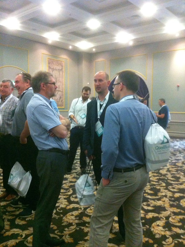 Qualibuild's tweet photo. The #airtightness brain trust! At the #QualiBuild conf #QualityBuilding @ecologicalbuild https://t.co/sRNJr6cpnA