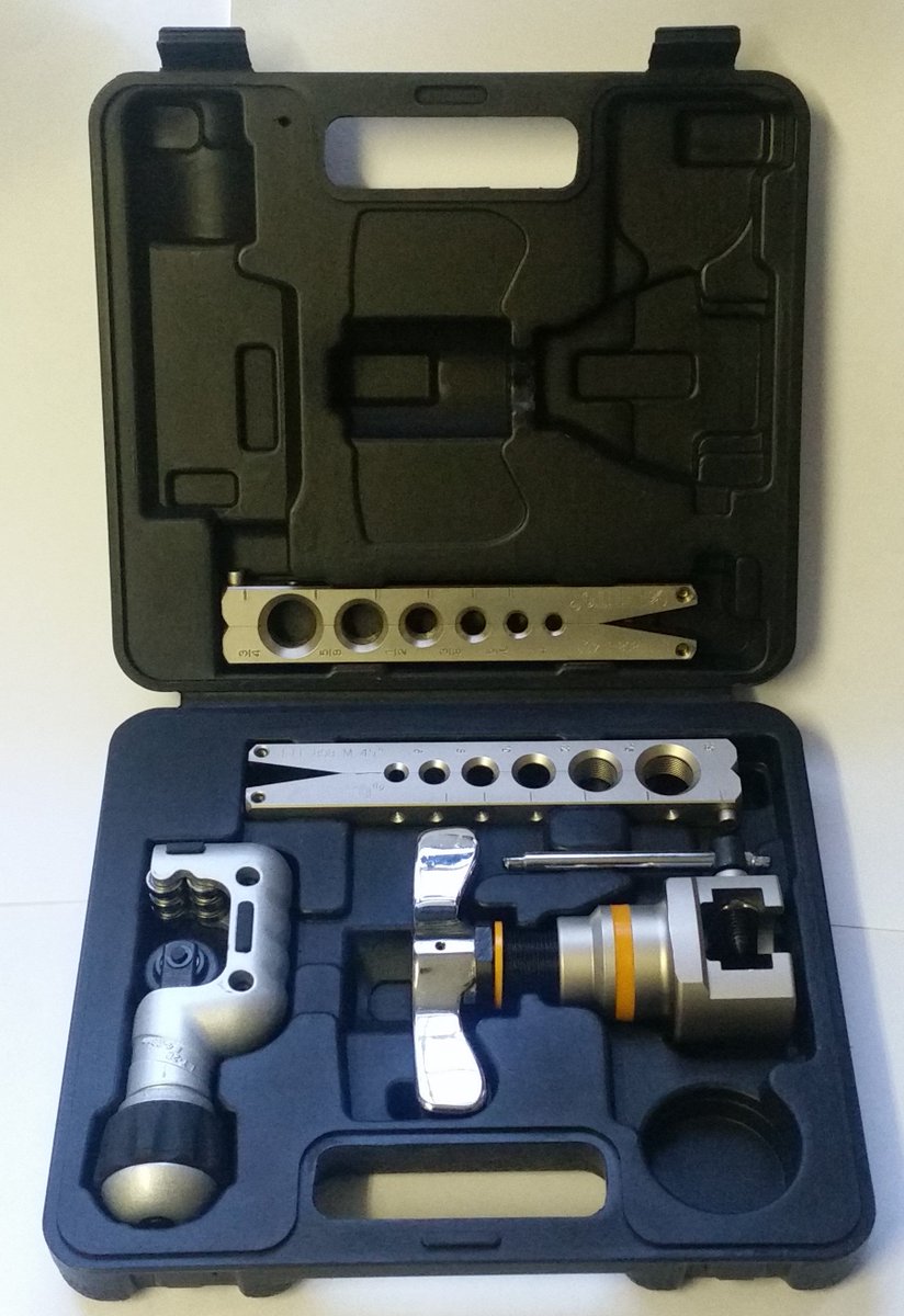 Stratelec_cc's tweet image. #Stratelec #vacuum #pumps give us a call on 011 493 5400