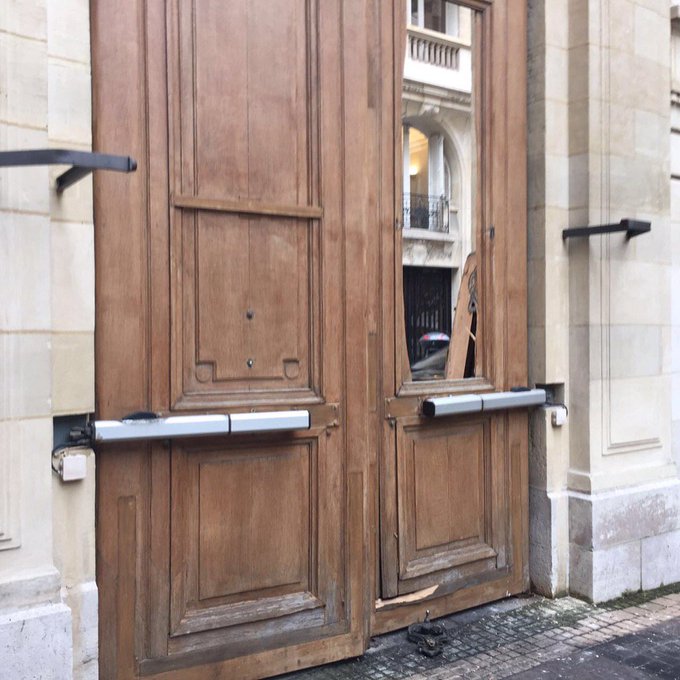 View image on Twitter