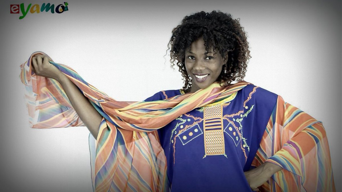 Eyamoshop's tweet photo. SOURIEZ! SMILE! BRILLEZ!
#EYAMO_ONE_TEAM vous souhaite #bonne_journée https://t.co/9gYCWEP2Jk