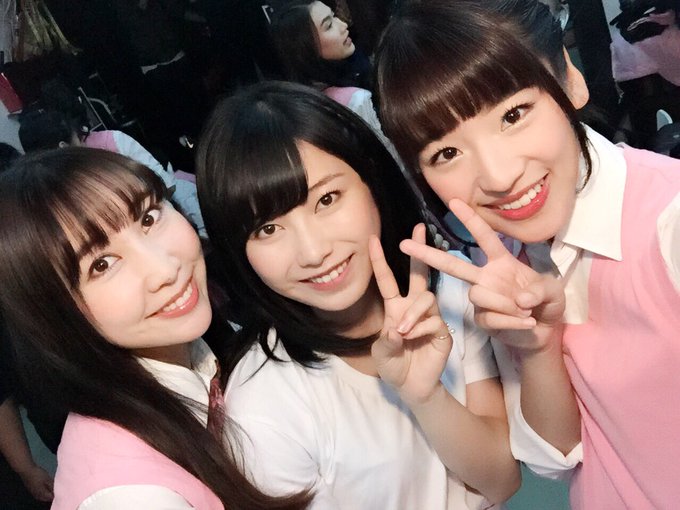 View image on Twitter