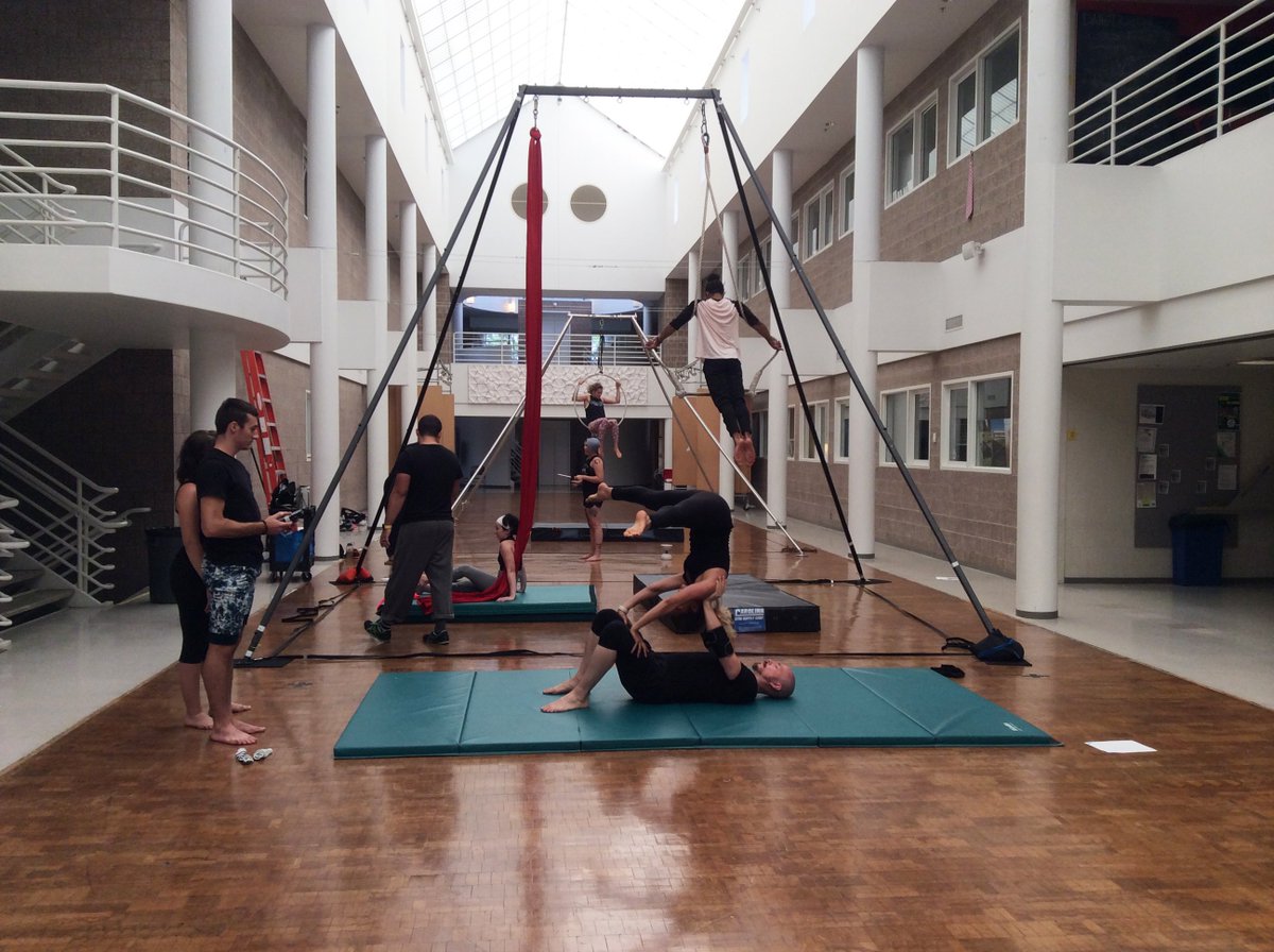 CLT_COAA's tweet photo. @unccharlotte @charlotteagenda Check out this summer's @TheatreUNCC "unexpected and interesting" Circus Arts class. https://t.co/dTc74os3ax