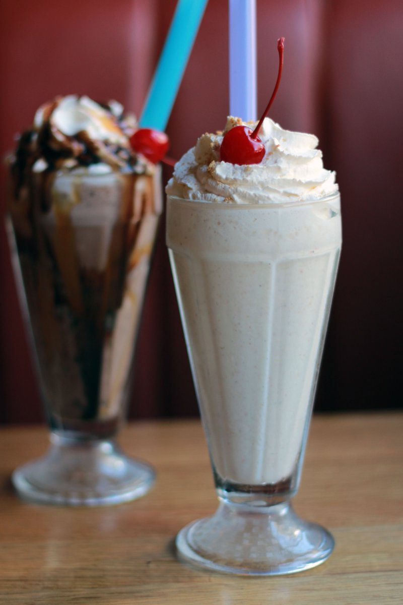 eatatsilver's tweet photo. Milkshakes are the perfect cool treat on a hot summer day! This month's seasonal flavor is ginger snap! #eatatsilver https://t.co/aZzvb5bjvY