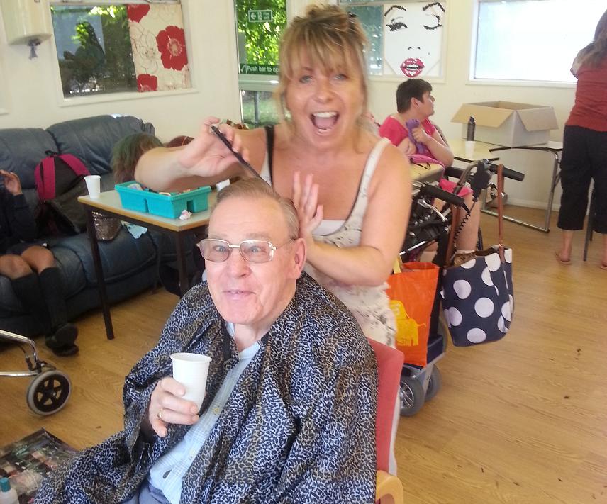 SallyEJ_HCC's tweet photo. Live in Hertfordshire? Why not make new friends at one of our day services? https://t.co/bWWvfWXLfl #LDWeek2016 https://t.co/73QoJB3urs