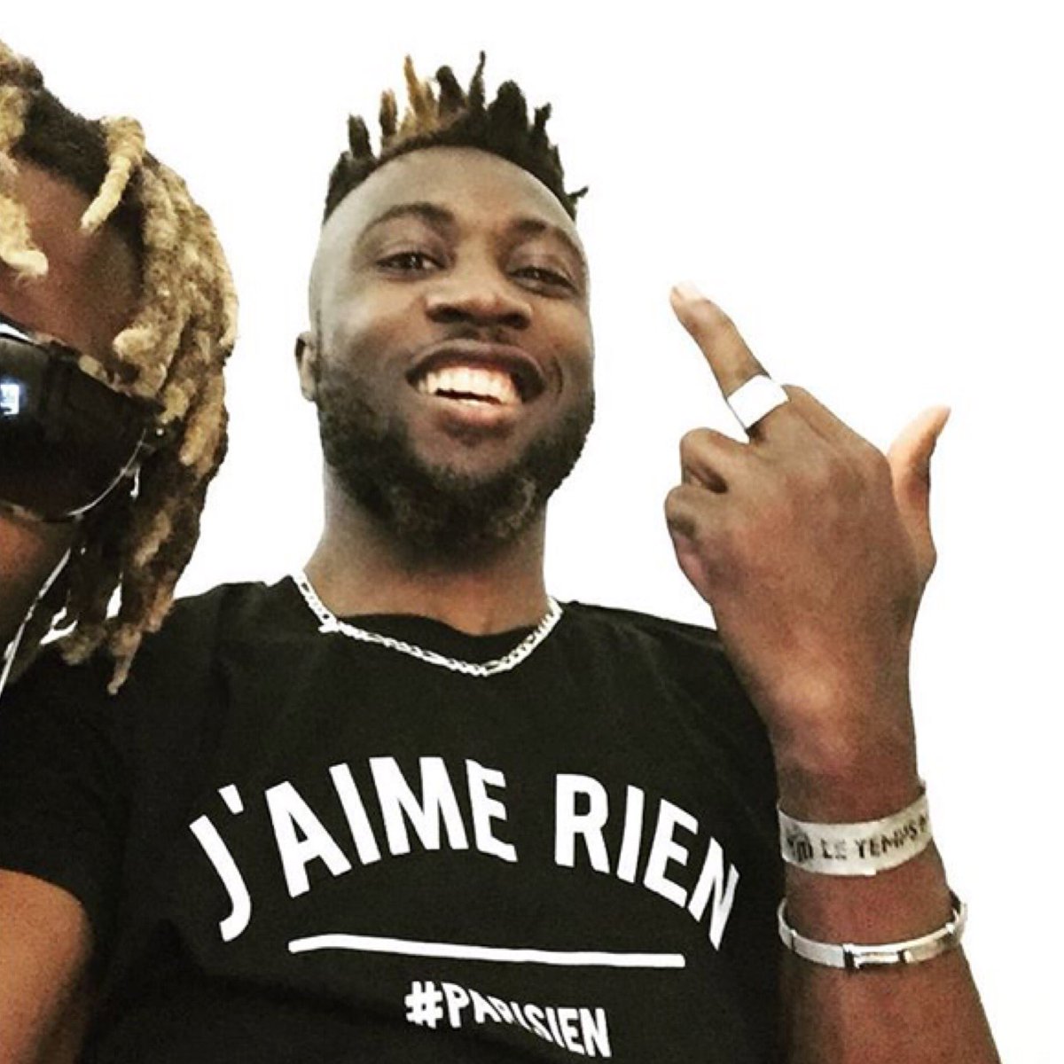 Naciray's tweet photo. @dehmoMZ de la @MZgroupe en mode "J'AIME RIEN #parisien" dispo sur https://t.co/m6aQSXNPp6 #unisex https://t.co/Md2hob9MJ0