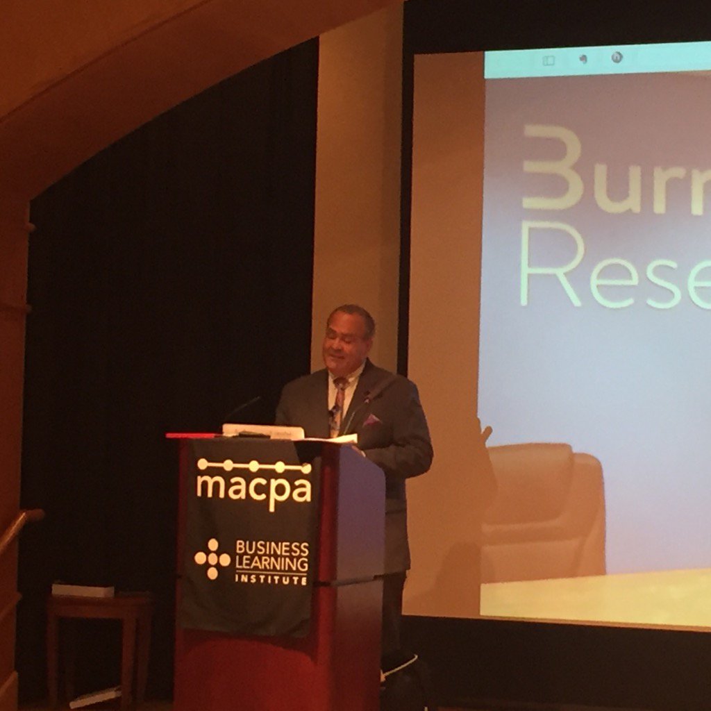 MACPA's tweet photo. .@tomhood : We designed #AOAF learning program w/ @DanielBurrus to take 1 hr a wk, https://t.co/HTzEDhQXdt #PLI16 https://t.co/tWZ0AxzGYh