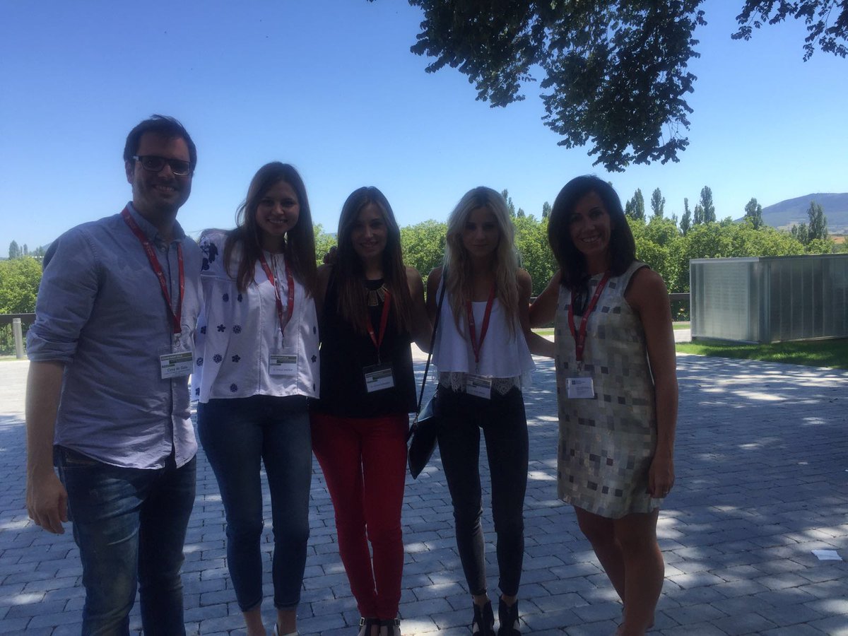 Inmejorable representación <a href="/_usj_/">Universidad San Jorge</a> en #edusfarm16 <a href="/AzefUSJ/">AZEF - USJ</a>