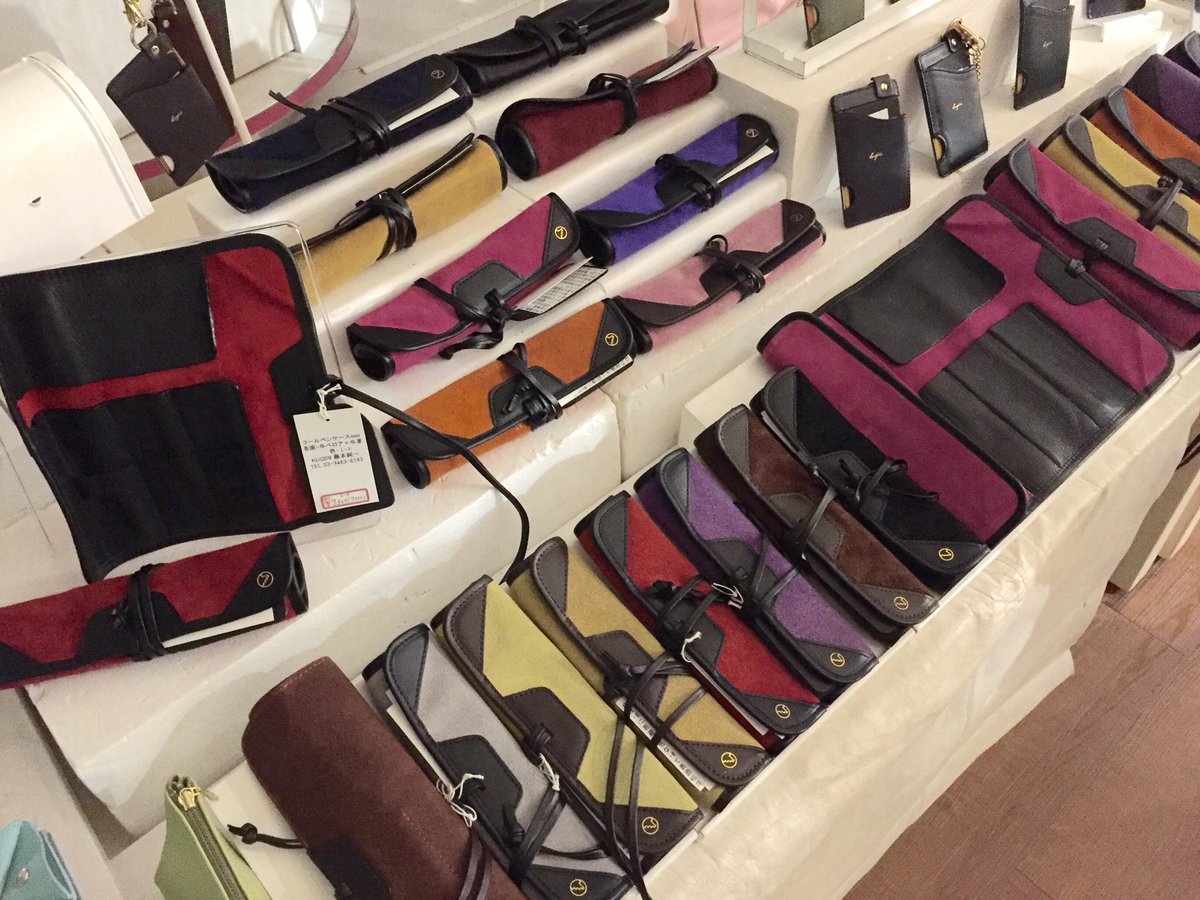 神保町いちのいち A Twitter 予告 三越多摩センター 6 22 6 28 Kugiri ロールペンケースやキーホルダーのほか 文庫本と長財布がすっきり収まるポーチがオススメ