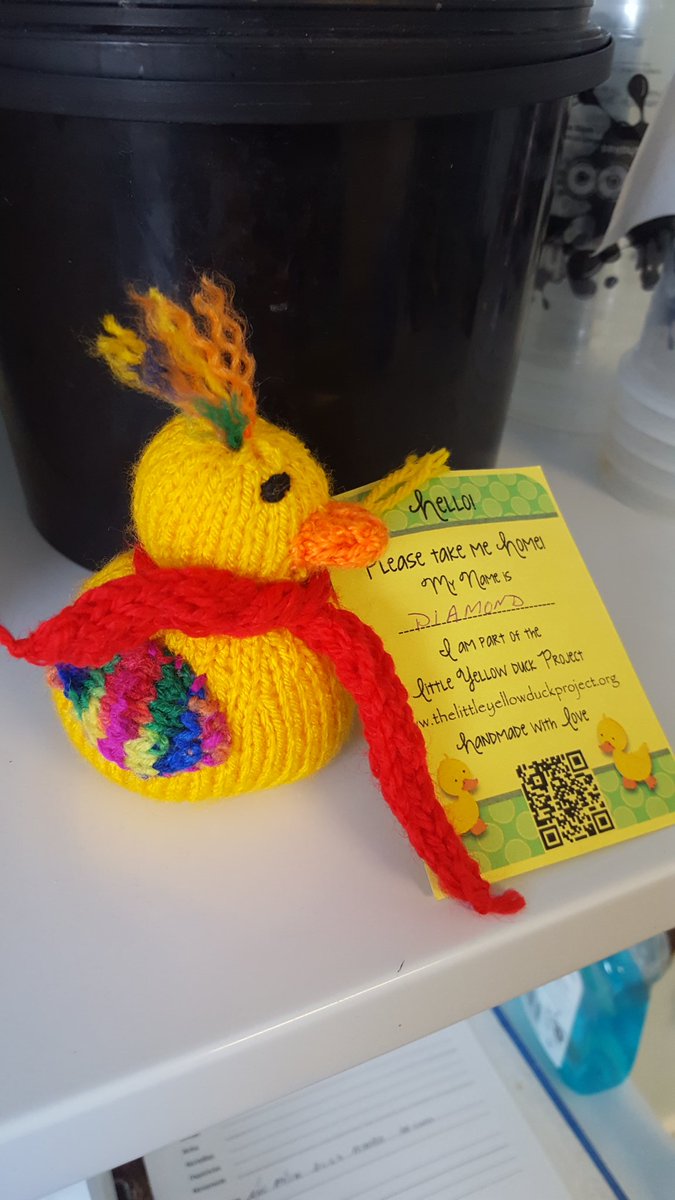 Aigus_ram's tweet photo. Just found this cutie on one of the tanks at work! #LittleYellowDuckProject https://t.co/wkMMyfO1gA
