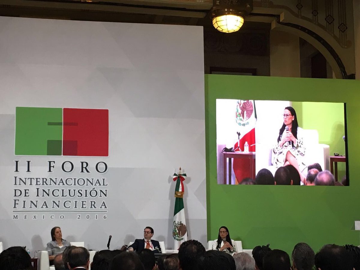 EcoSocialSol's tweet photo. @AlejandraDMV Directora General @BANSEFI #FIIF2016 1.3 millones de personas en #PROIIF @SHCP_mx @cnbvmx https://t.co/7wXqDe9L5x