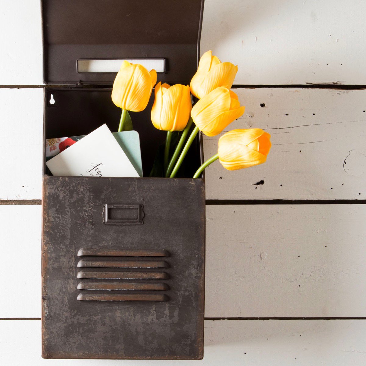 magnolia's tweet image. This mailbox is just as functional as it is cute.   Shop: magno.li/24 #MagnoliaMarket #SnailMail