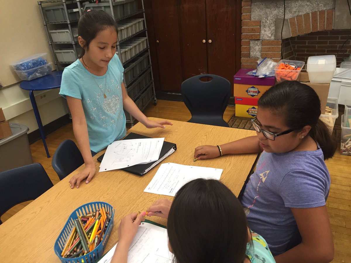 KatMHurley's tweet photo. Even on the last day of school these 4th graders are working on a design challenge! #saveatiger @GovRauner https://t.co/g8Hkhj4gFI