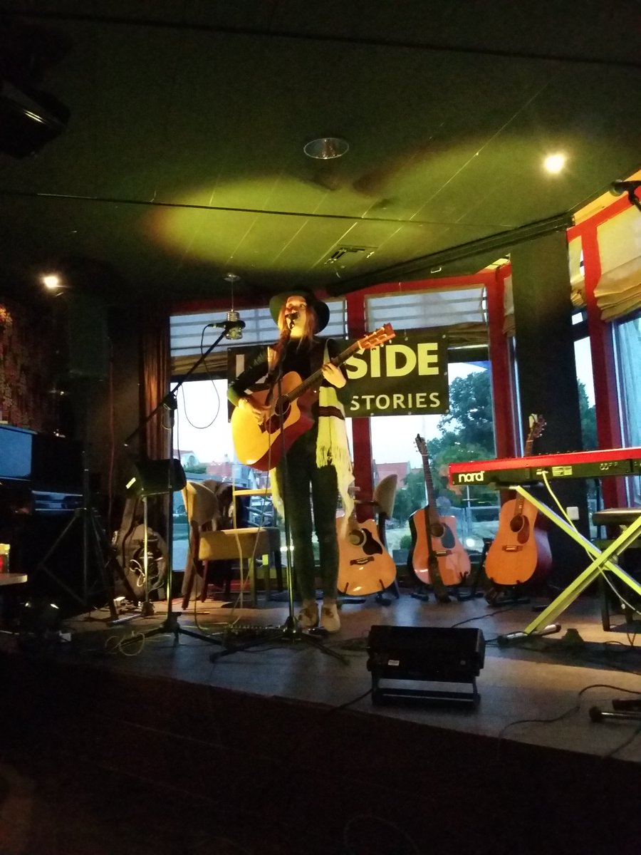 Singer/songwriter contest @Lakesidestories tijdens @stadsfeesten, winnaar: Renée Spijker! #hsf16 (bron @radio501)