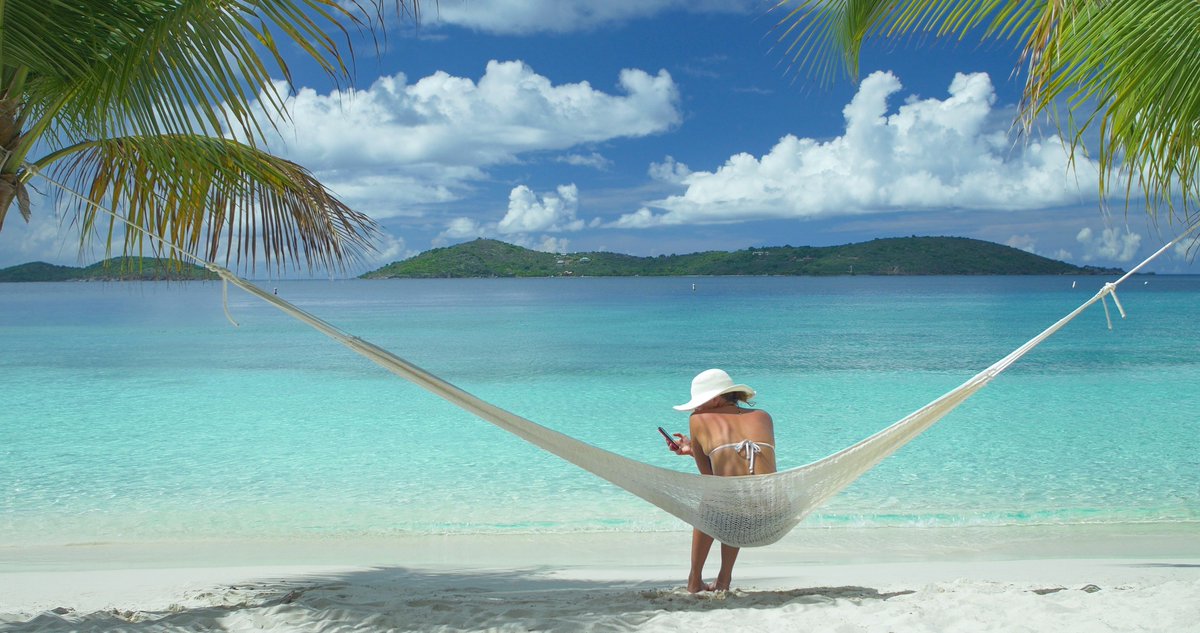 Tager du jobbet med på #sommerferie? Deltag i undersøgelsen her: bit.ly/28KcJjz #arbejde #arbejdsmiljø