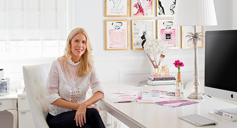 Home_Beautiful's tweet photo. Illustrator @KerrieHess shared her pretty home office with HB. See the story HERE: https://t.co/Ag3DNeSLDe #wow https://t.co/s0OweZhQDg