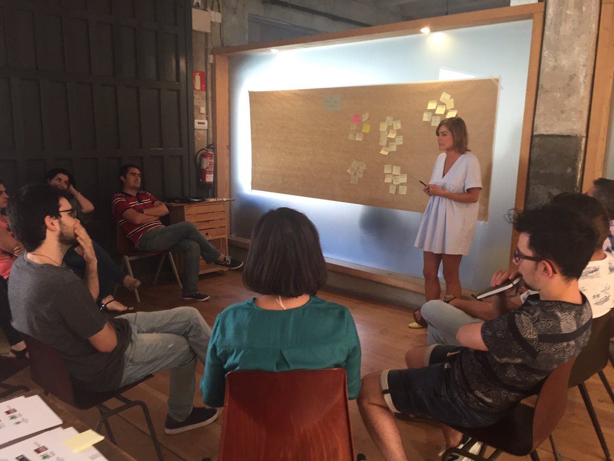 mdelacos's tweet photo. Los profes de universidad facilitando con metodología DFC #ColabEduca @dfcspain @fundacionTef @ImpactHubMAD https://t.co/dr5GfFIxRv