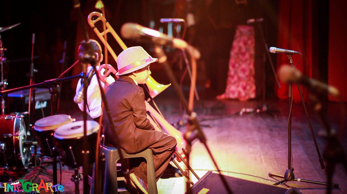 escuela_jazz's tweet photo. Feliz martes!! Buenos días de parte de toda nuestra pandilla ! @pandijazzbqto #barquisimeto #work #sisepuede #jazz https://t.co/Th962QR36C