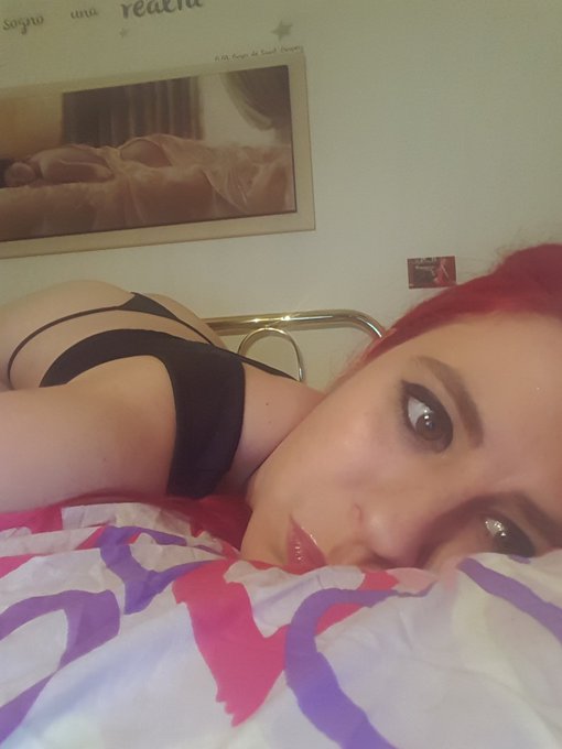 Buona giornata a tutti  porcellini miei #pornostar #valentinapalermo https://t.co/GymZcCvunb<a href="/tag/pornostar"class="tags">#pornostar</a><a href="/tag/valentinapalermo"class="tags"><span>#valentinapalermo</span></a>